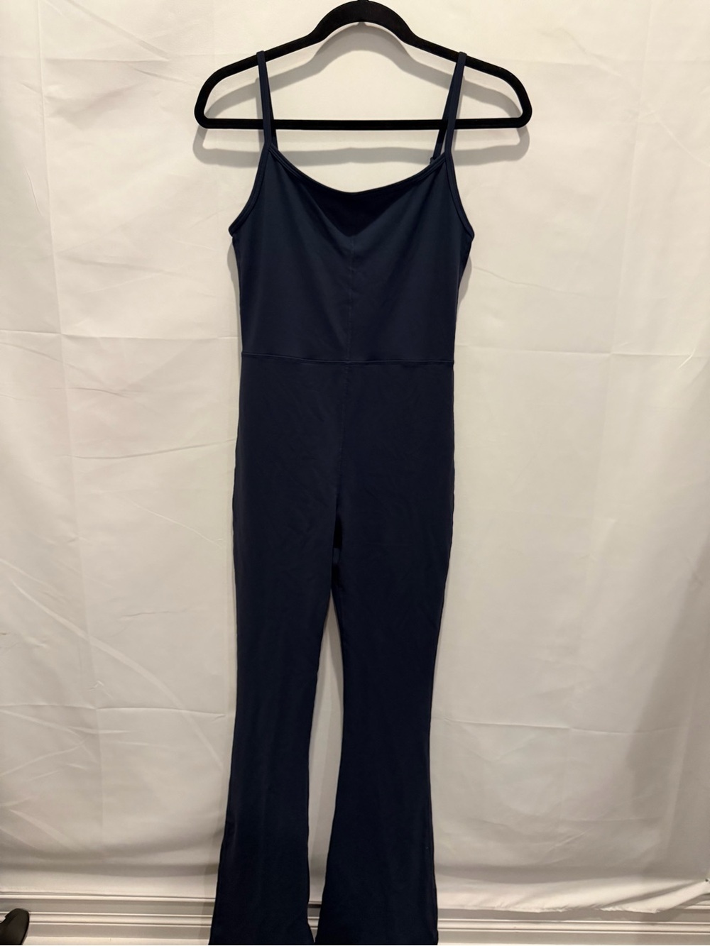 NWT Qinsen Navy Spaghetti-Strap Jumpsuit with Flared Leg size Medium